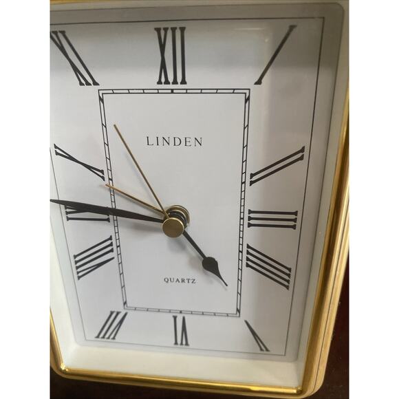 Vintage Linden Quartz Mantle Wooden Clock 7” – Tested & Chimes – Works - Picture 2 of 10